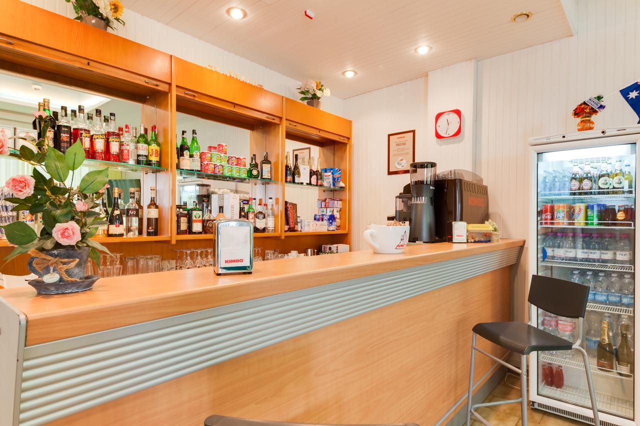 Hotel Nevia Τσέρβια Εξωτερικό φωτογραφία